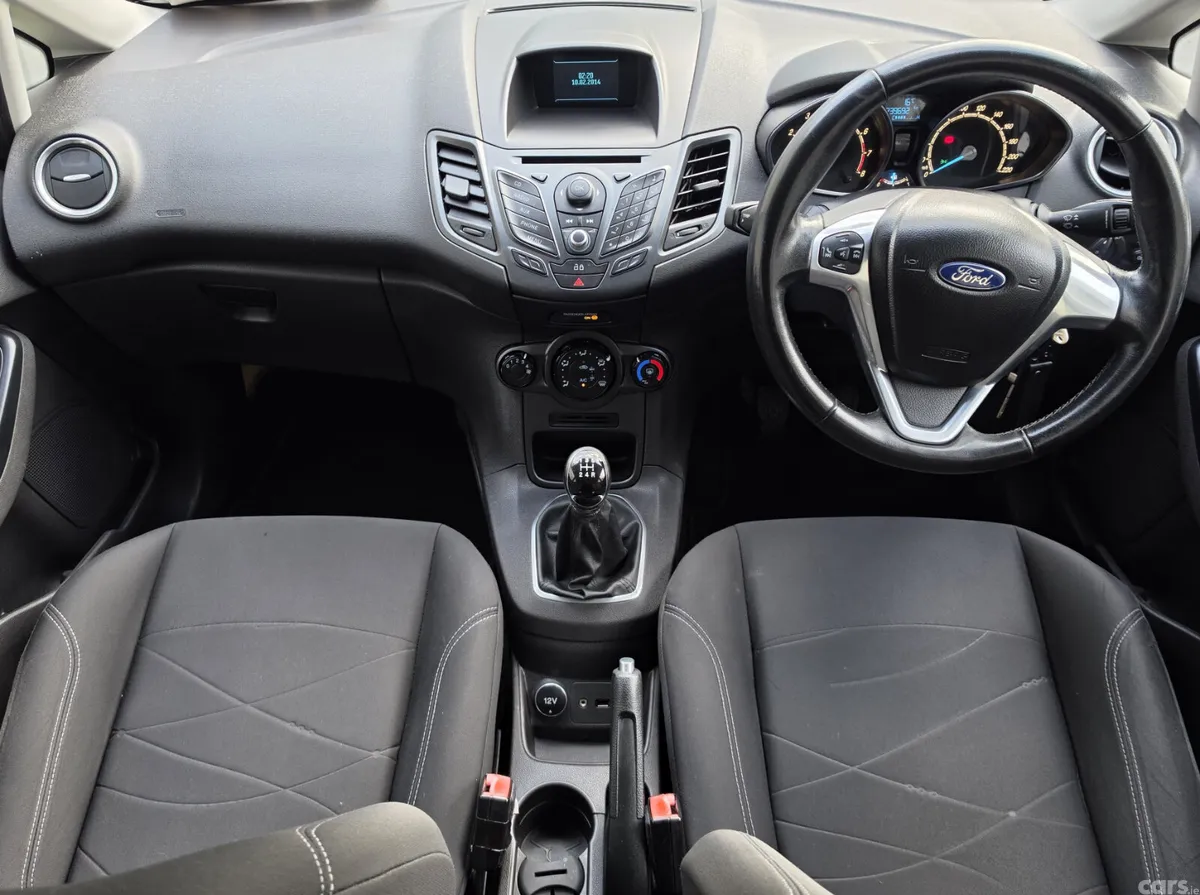 Ford Fiesta Hatchback, Petrol, 2014, White