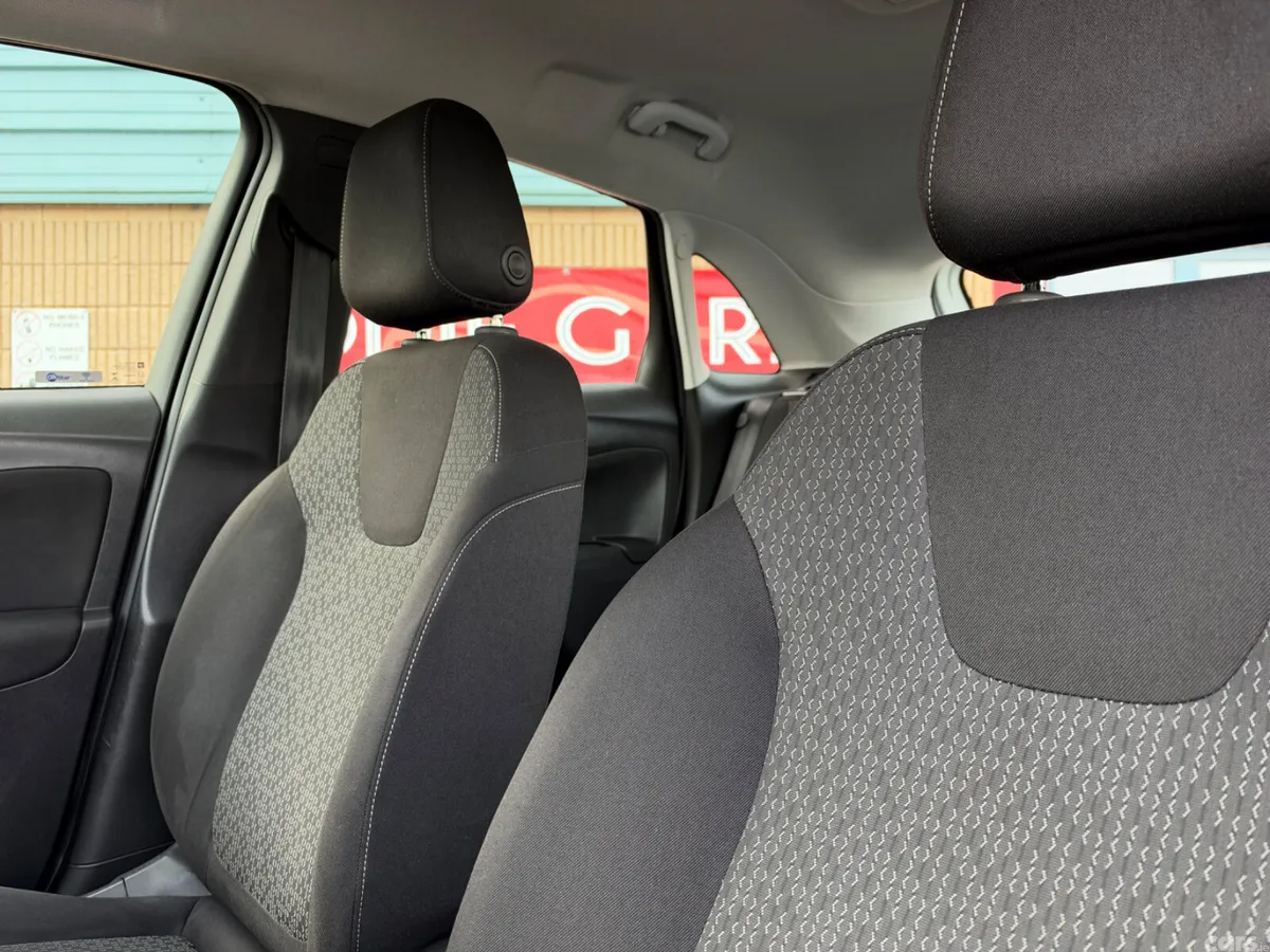 Opel Crossland X SUV, Petrol, 2018, White