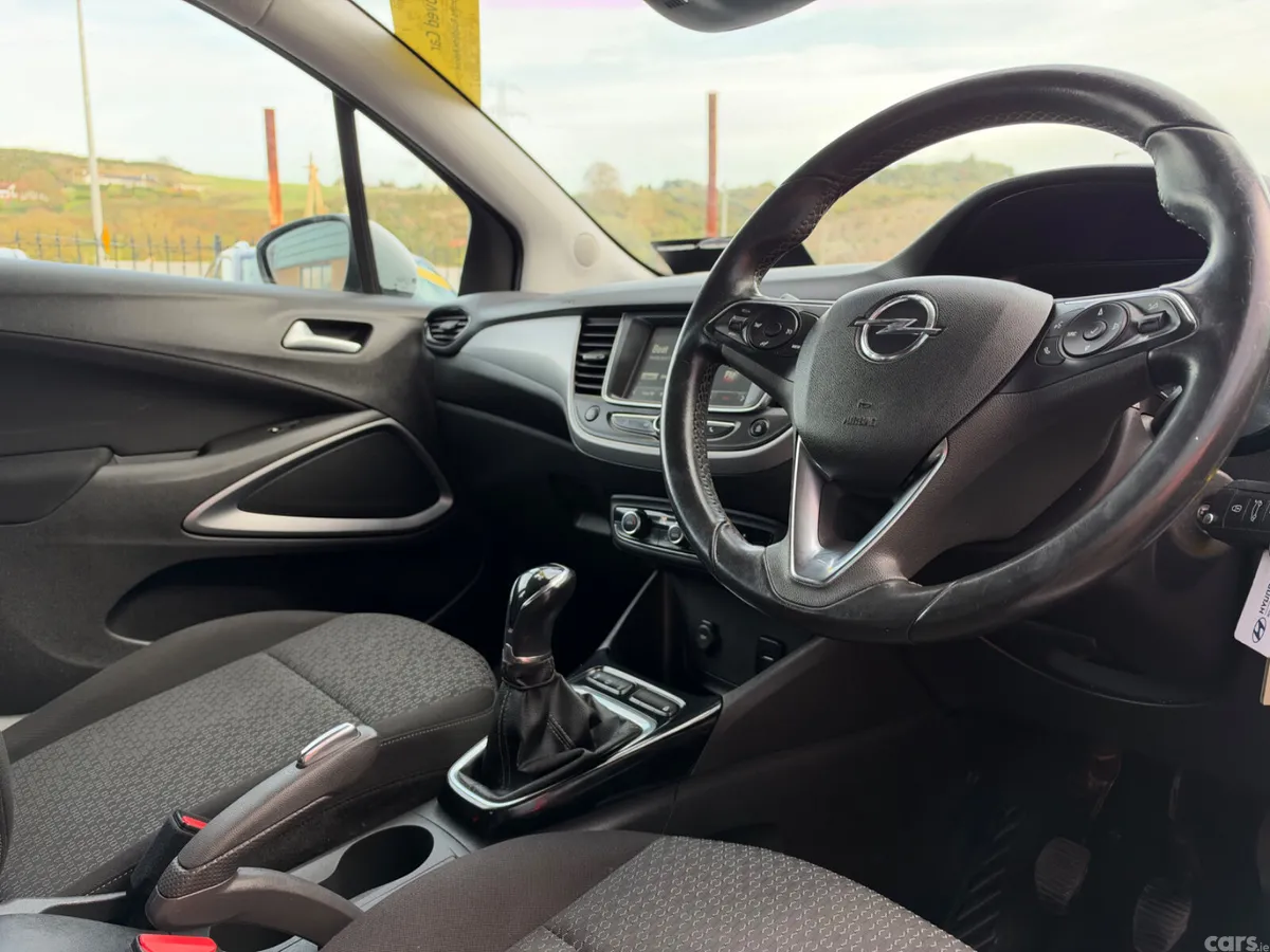 Opel Crossland X SUV, Petrol, 2018, White