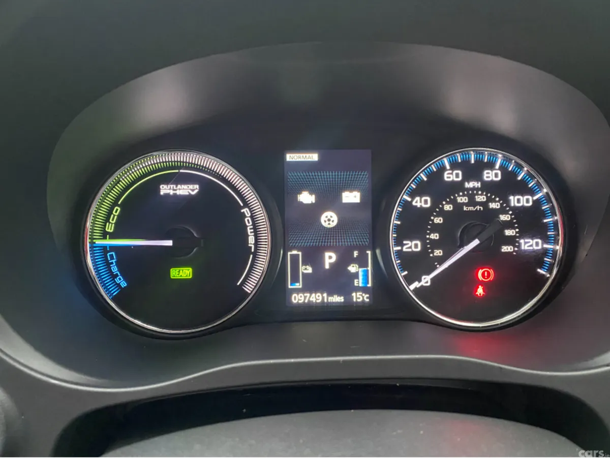 Mitsubishi Outlander Estate, Petrol Hybrid, 2016, Black