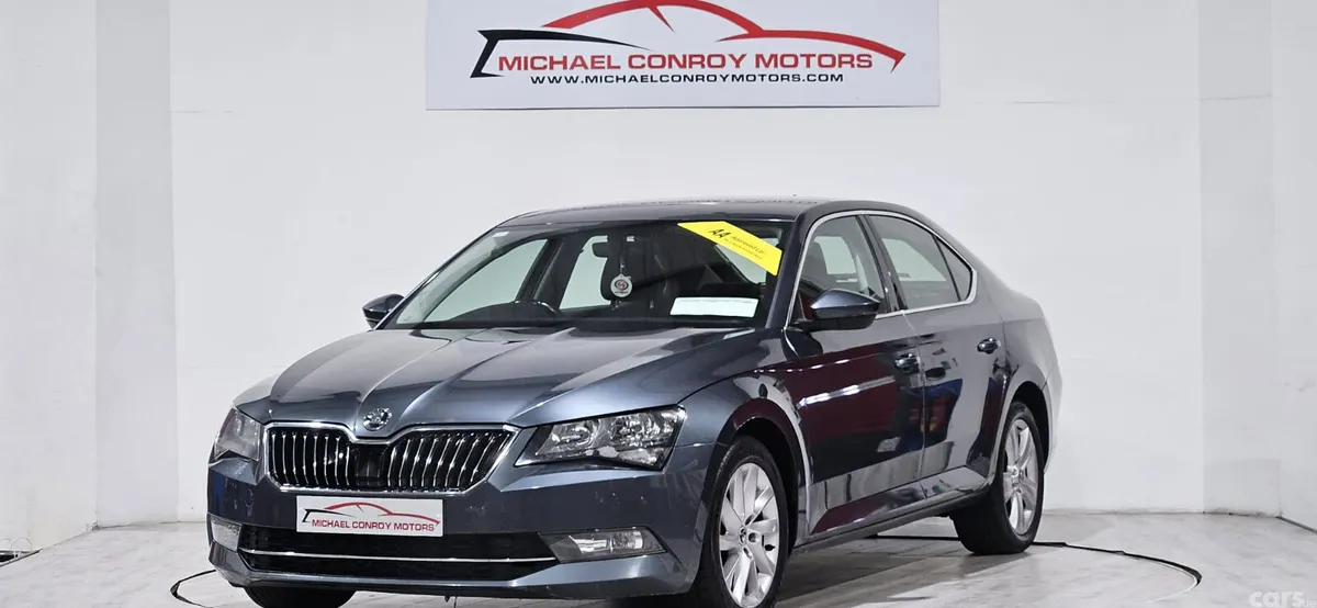 Skoda Superb Hatchback, Diesel, 2018, Grey