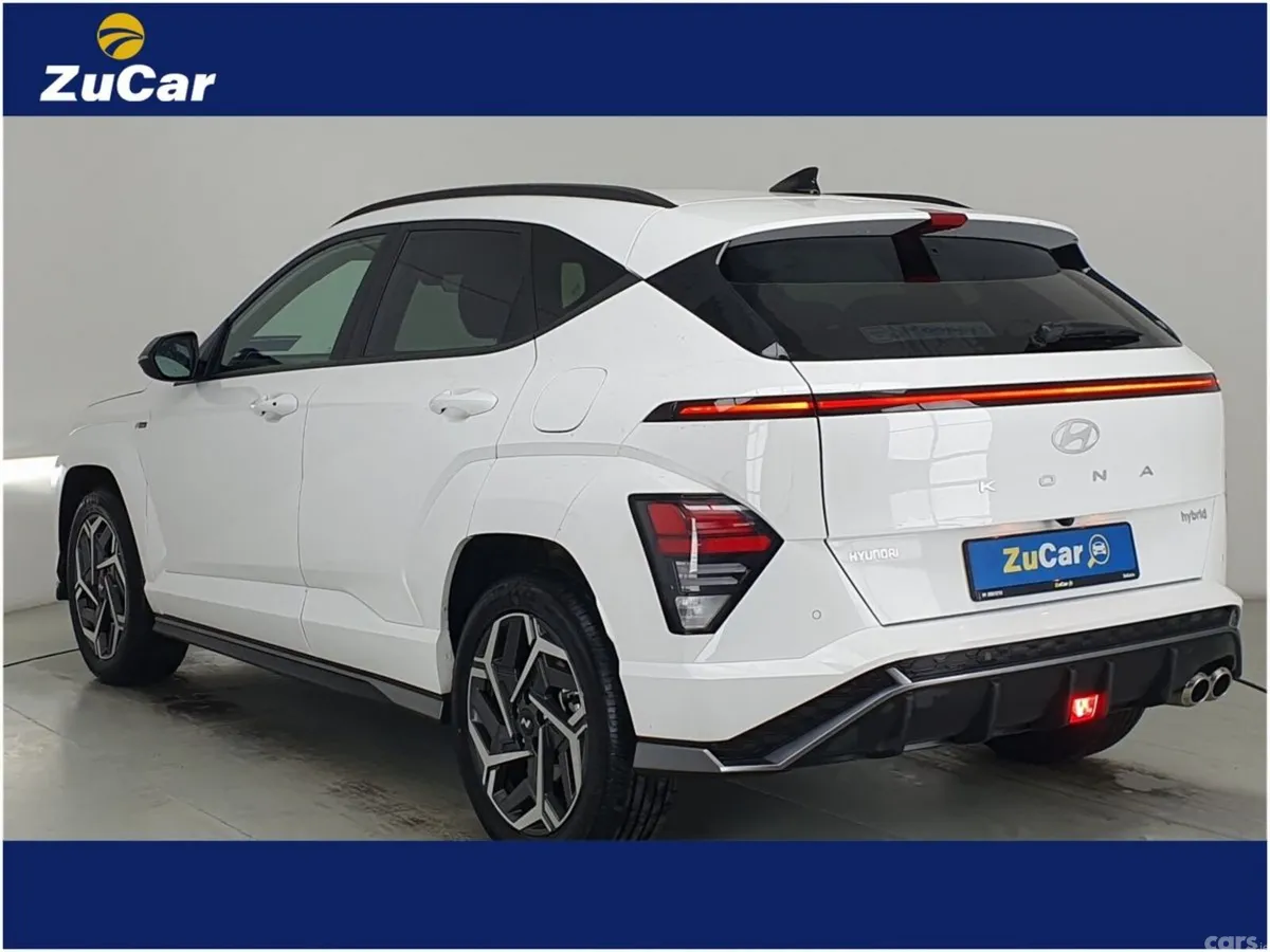Hyundai KONA MPV, Petrol, 2025, White