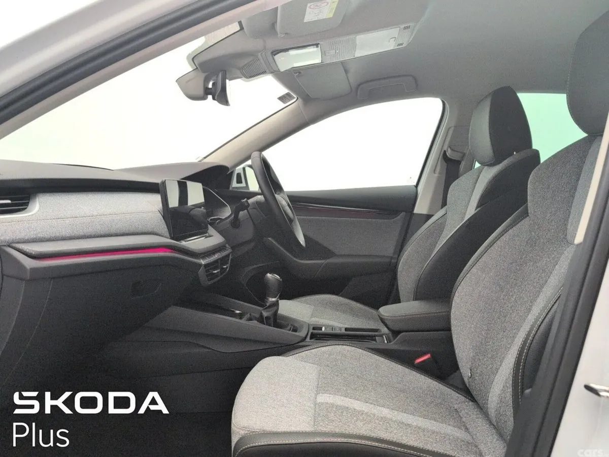 Skoda Octavia Saloon, Diesel, 2026, White