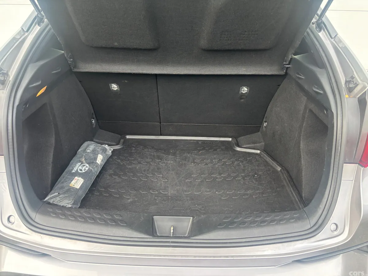Toyota C-HR Hatchback, Petrol, 2017, Grey