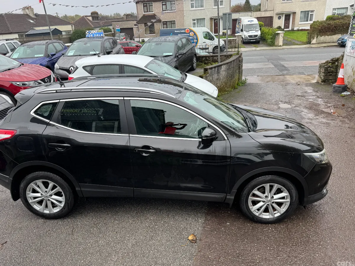 Nissan Qashqai Hatchback, Petrol, 2016, Black