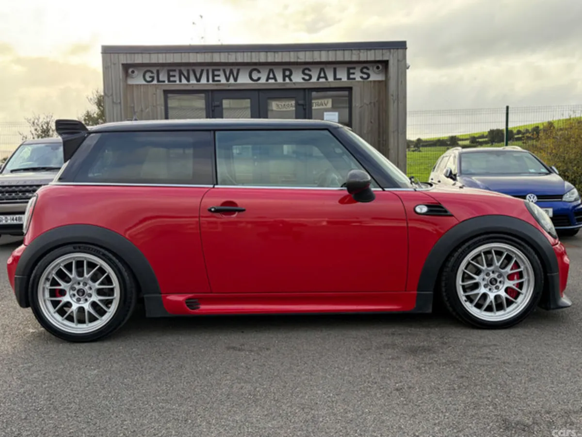 Mini Cooper Hatchback, Petrol, 2008, Red