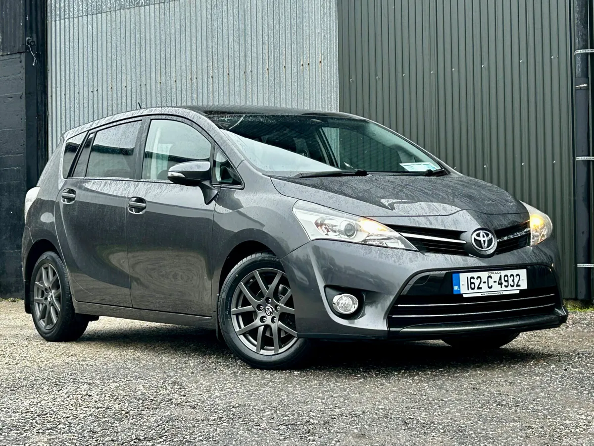 Toyota Verso MPV, Diesel, 2016, Grey