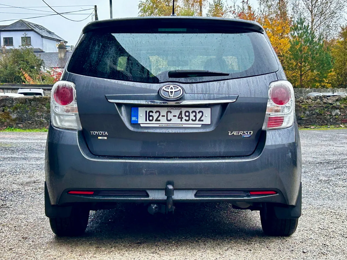 Toyota Verso MPV, Diesel, 2016, Grey