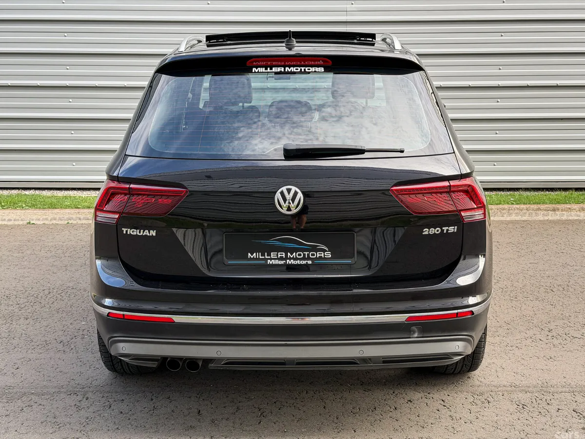 Volkswagen Tiguan SUV, Petrol, 2017, Black
