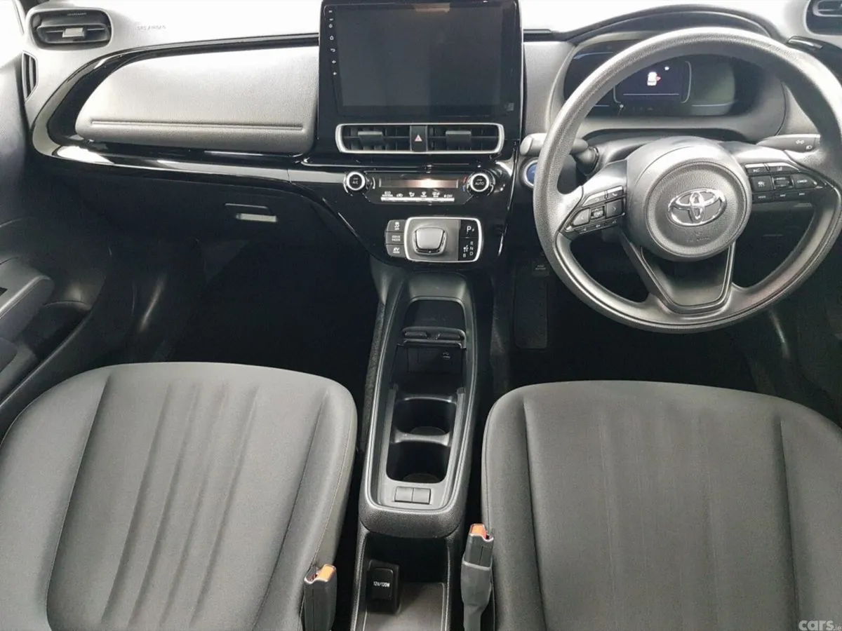 Toyota Aqua Hatchback, Petrol Hybrid, 2023, Black