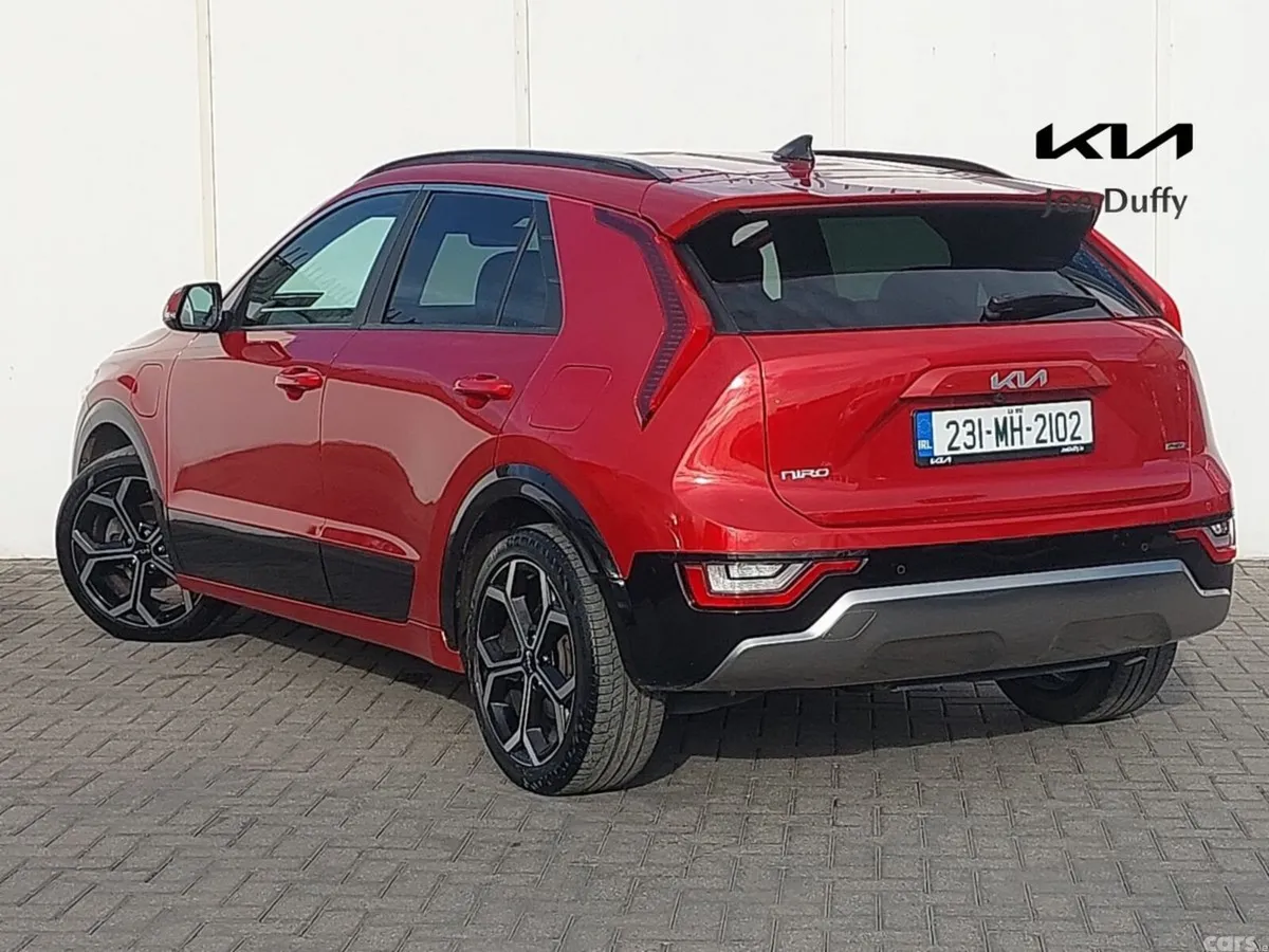 Kia Niro SUV, Petrol Plug-in Hybrid, 2023, Red