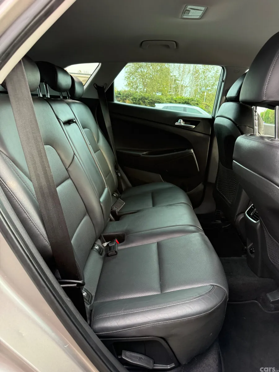 Hyundai Tucson SUV, Diesel, 2019, White