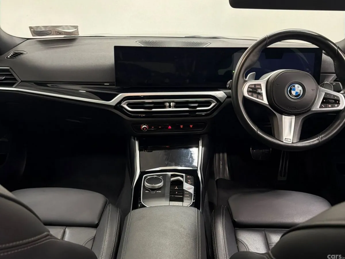 BMW 3-Series Saloon, Petrol Plug-in Hybrid, 2023, Blue