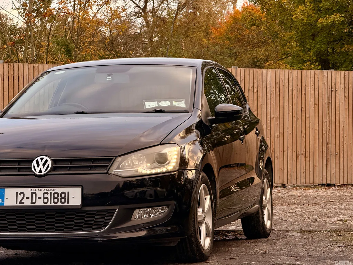 Volkswagen Polo Hatchback, Petrol, 2012, Black