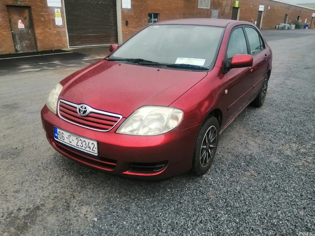 Toyota Corolla Saloon, Petrol, 2006, Red