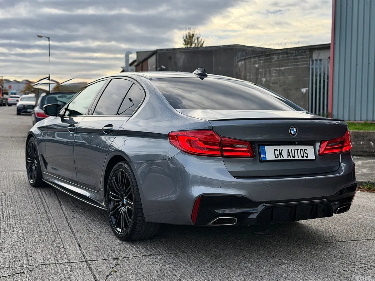 BMW 5-Series Saloon, Diesel, 2018, Blue