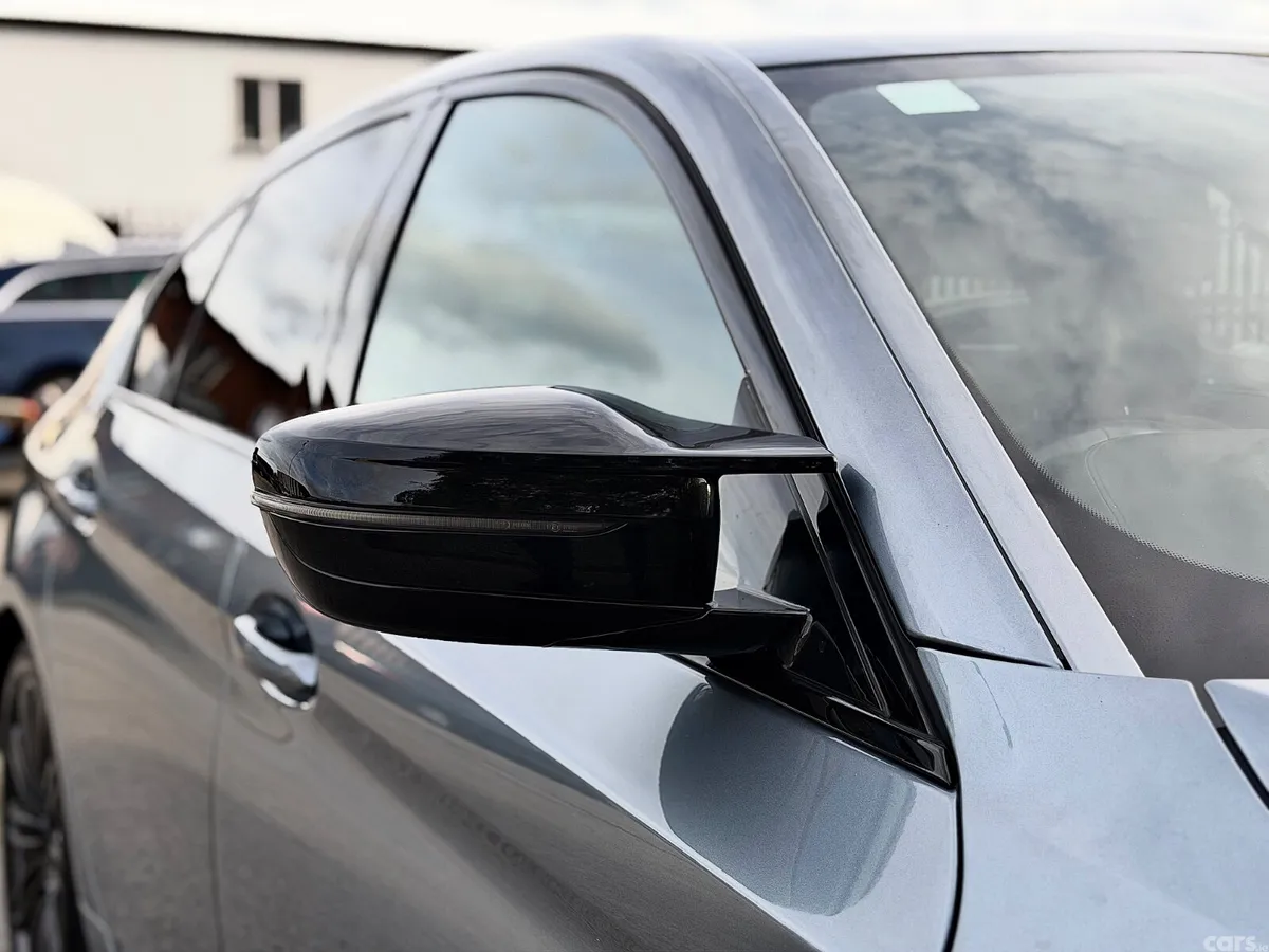 BMW 5-Series Saloon, Diesel, 2018, Blue