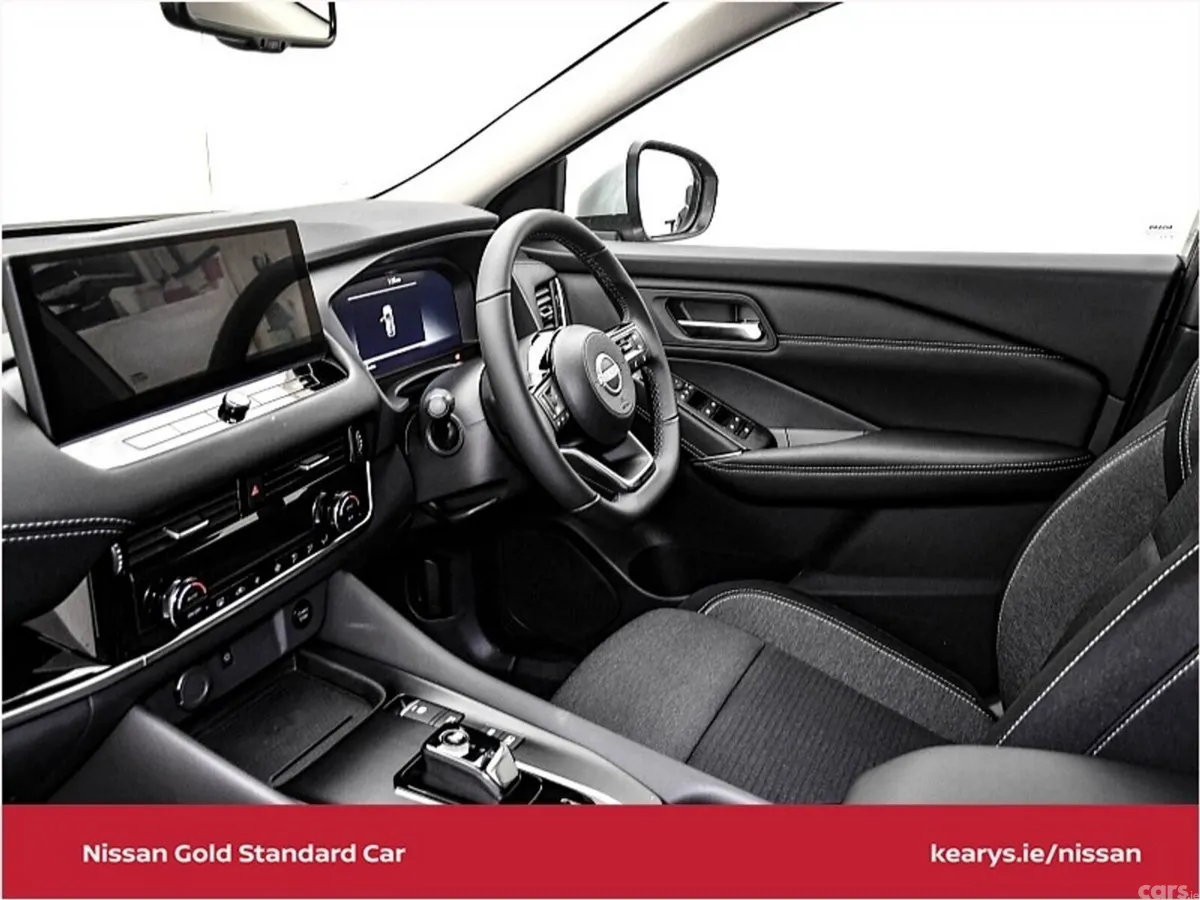 Nissan Qashqai SUV, Petrol, 2024, Silver