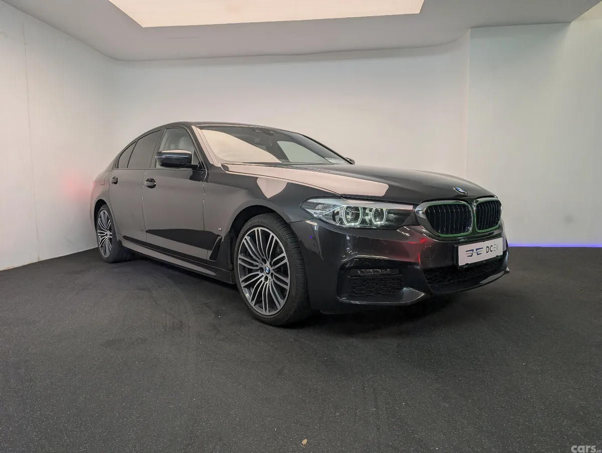 BMW 5-Series Saloon, Petrol Plug-in Hybrid, 2020, Grey