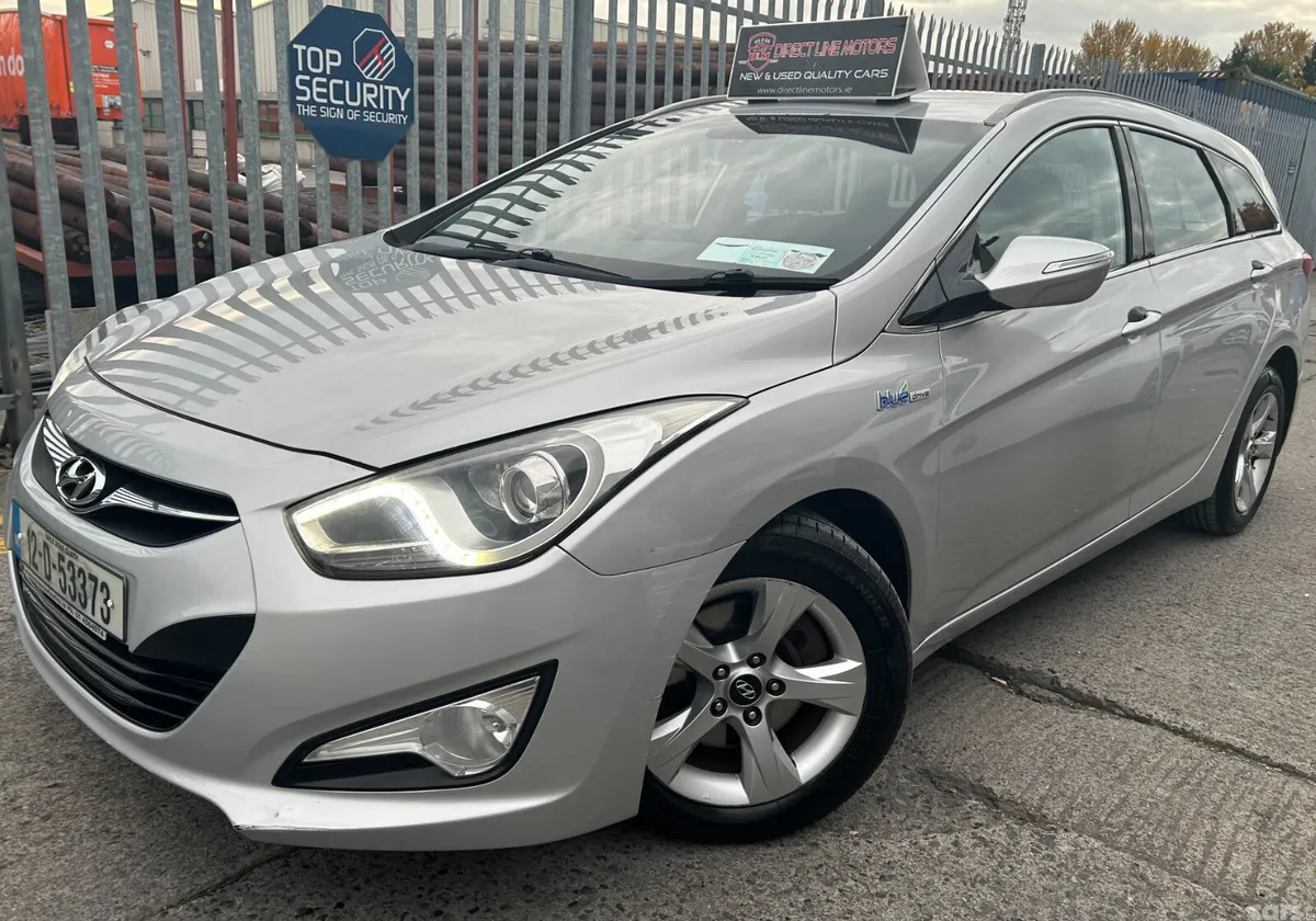 Hyundai i40 Estate, Diesel, 2012, Silver