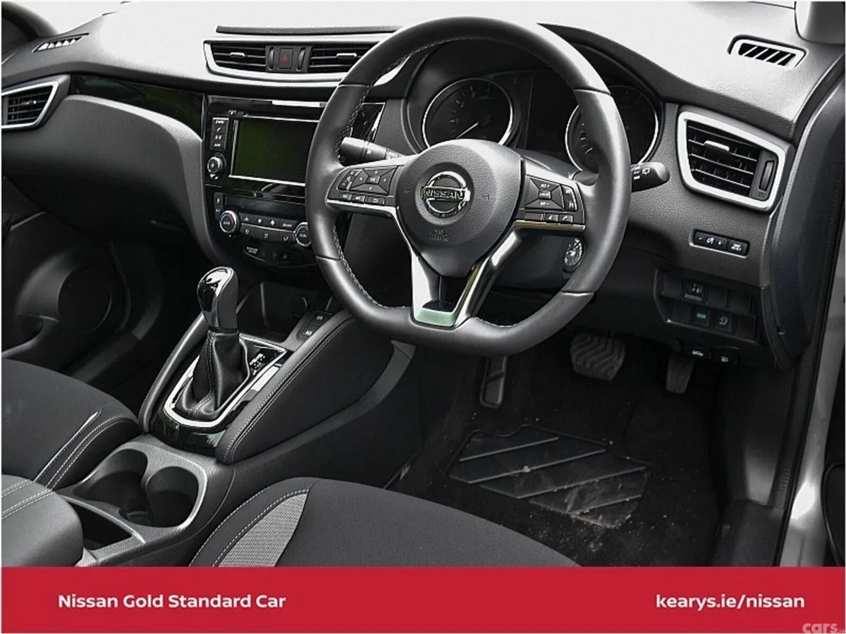 Nissan Qashqai SUV, Petrol, 2021, Silver