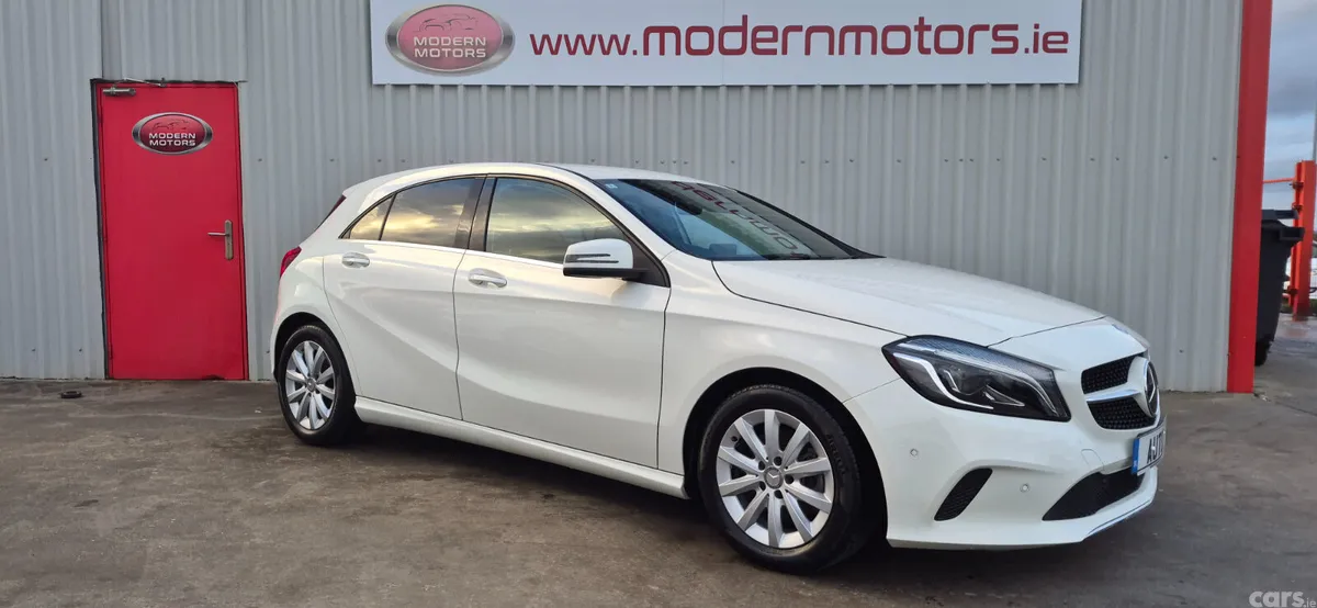Mercedes-Benz A-Class Hatchback, Petrol, 2016, White