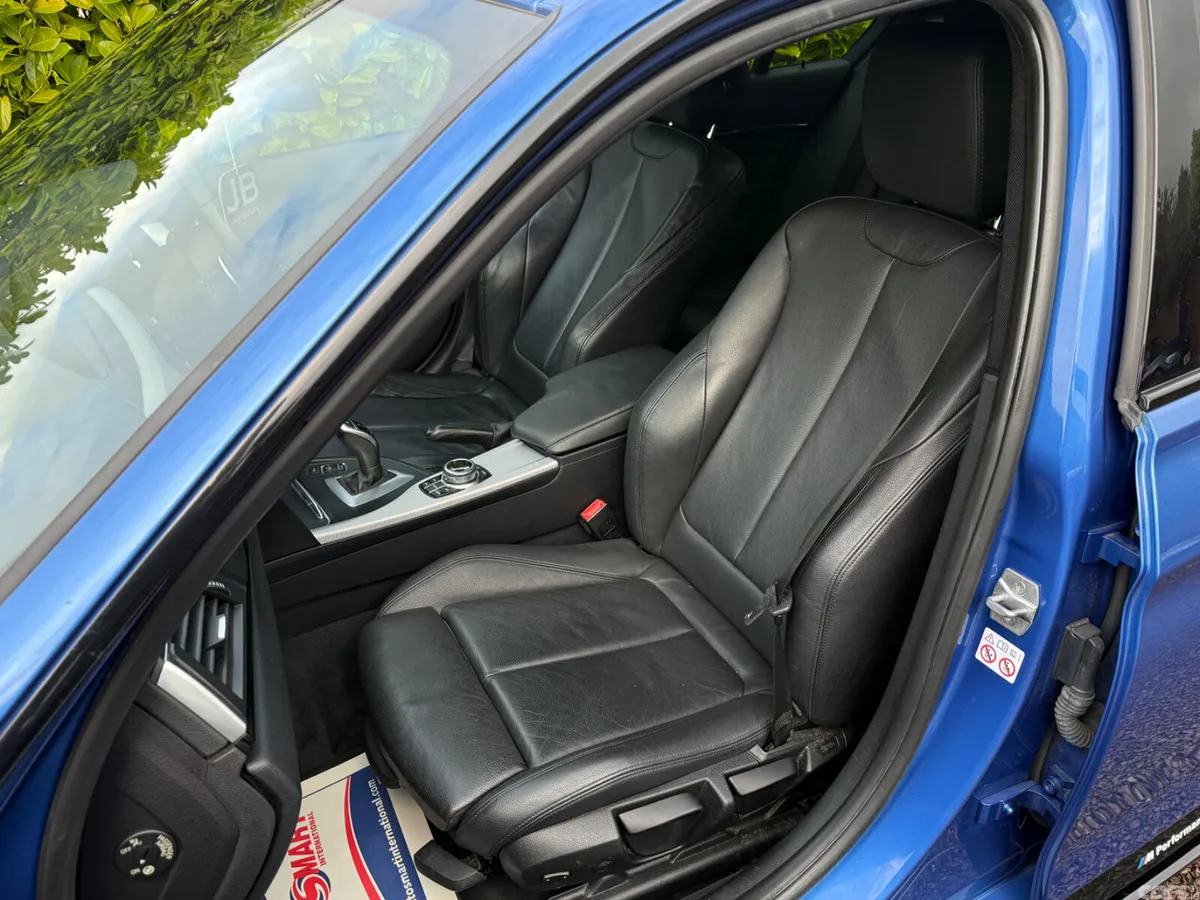 BMW 3-Series Saloon, Diesel, 2017, Blue