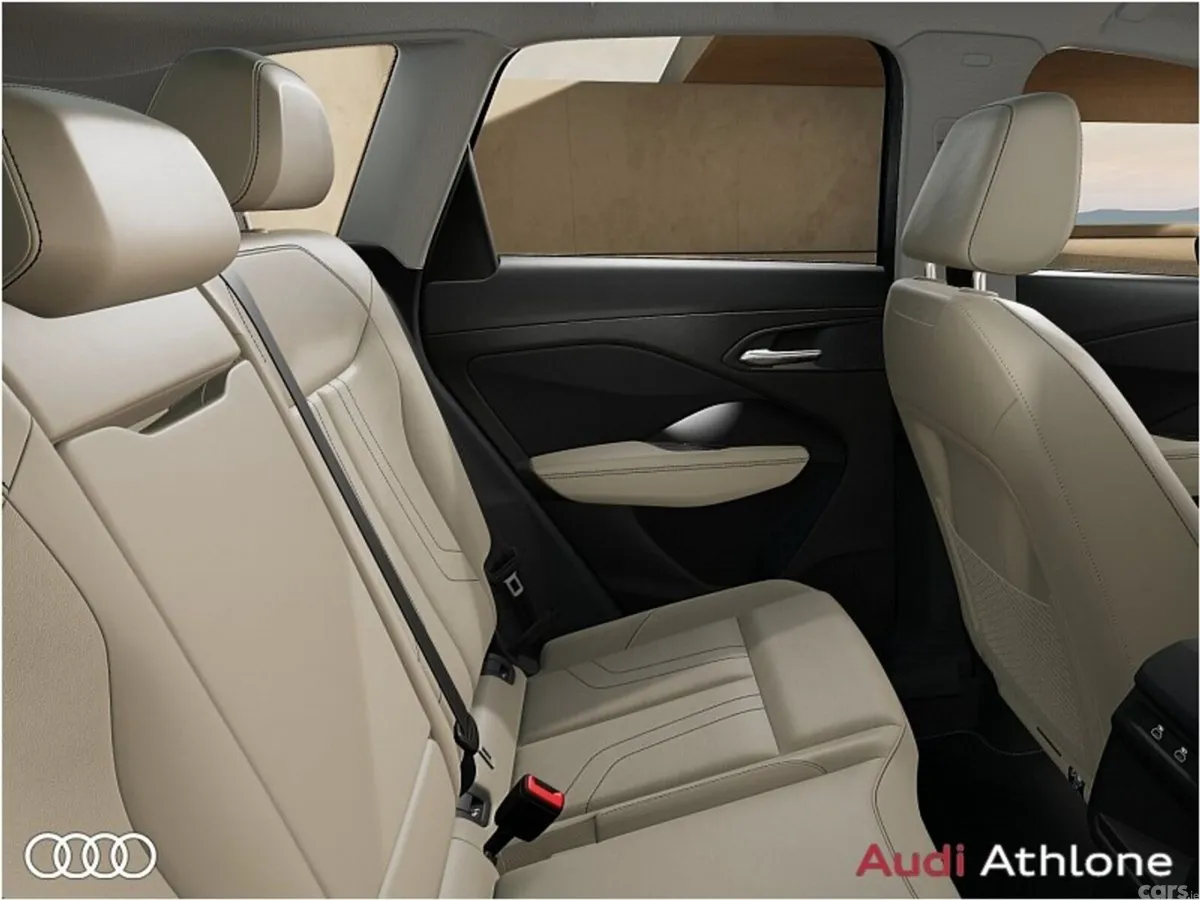 Audi Q3 SUV, Petrol Plug-in Hybrid, 2027, Green