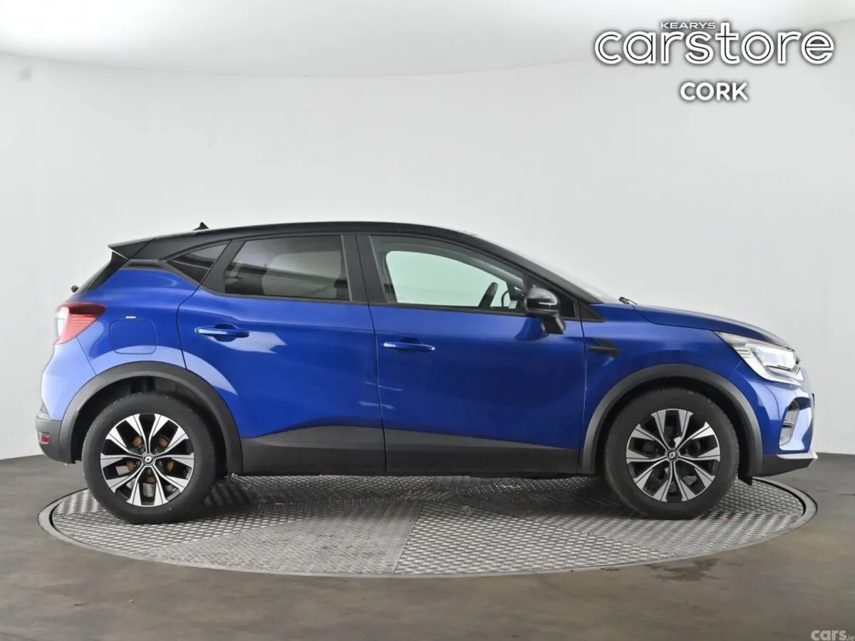 Renault Captur Hatchback, Petrol, 2024, Blue