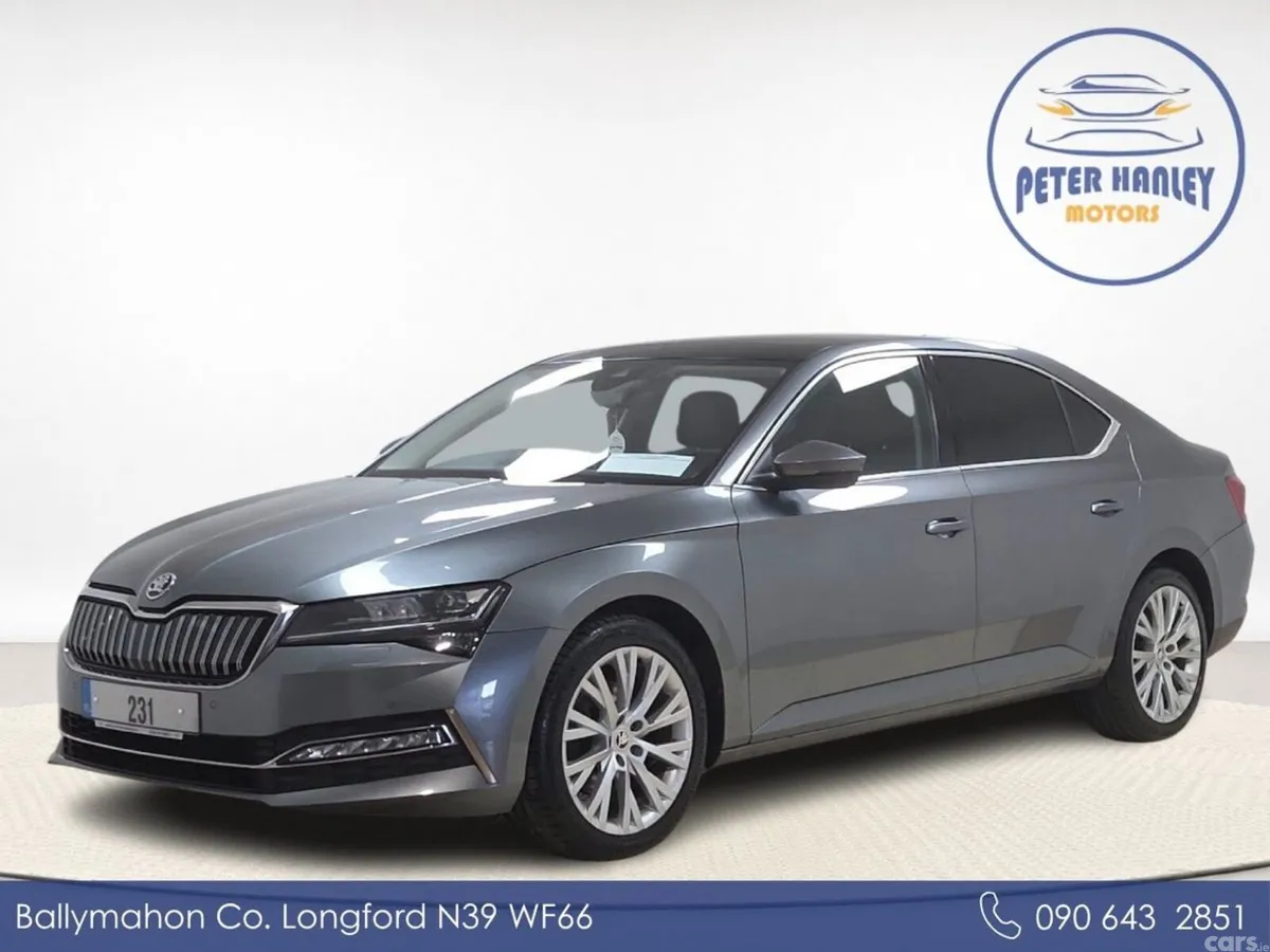 Skoda Superb Hatchback, Petrol Plug-in Hybrid, 2023, Grey