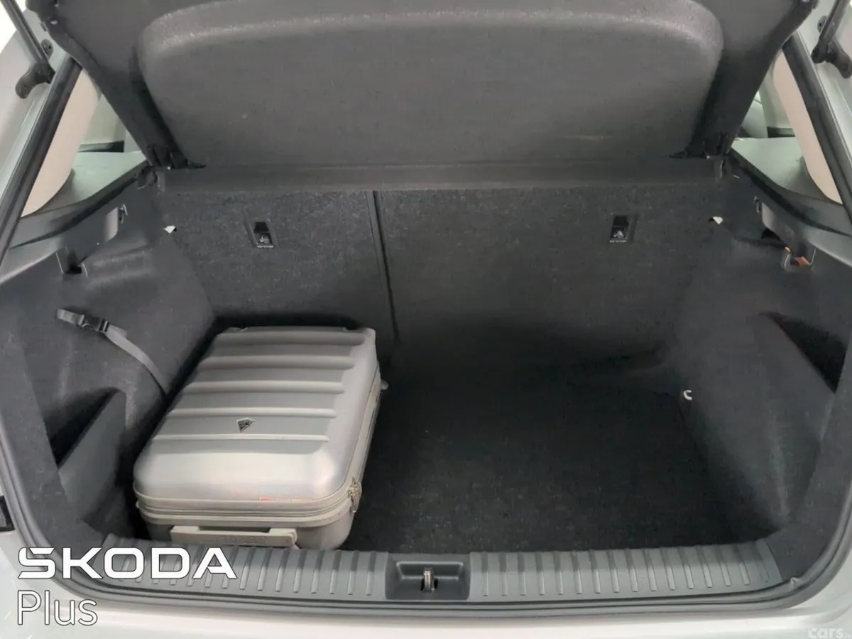 Skoda Kamiq SUV, Petrol, 2026, White