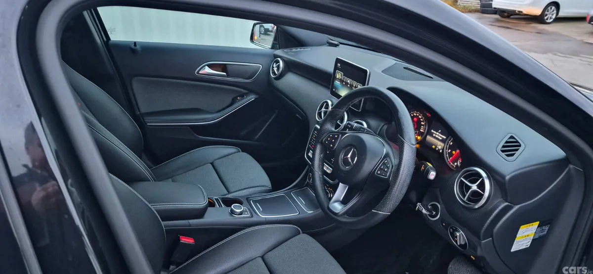 Mercedes-Benz A-Class Hatchback, Petrol, 2016, Black