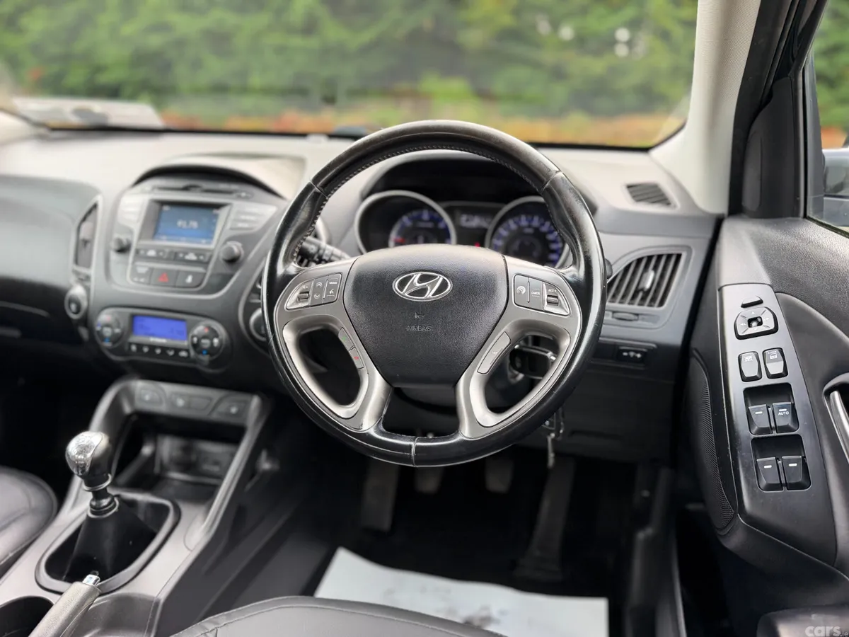 Hyundai ix35 SUV, Diesel, 2015, Black