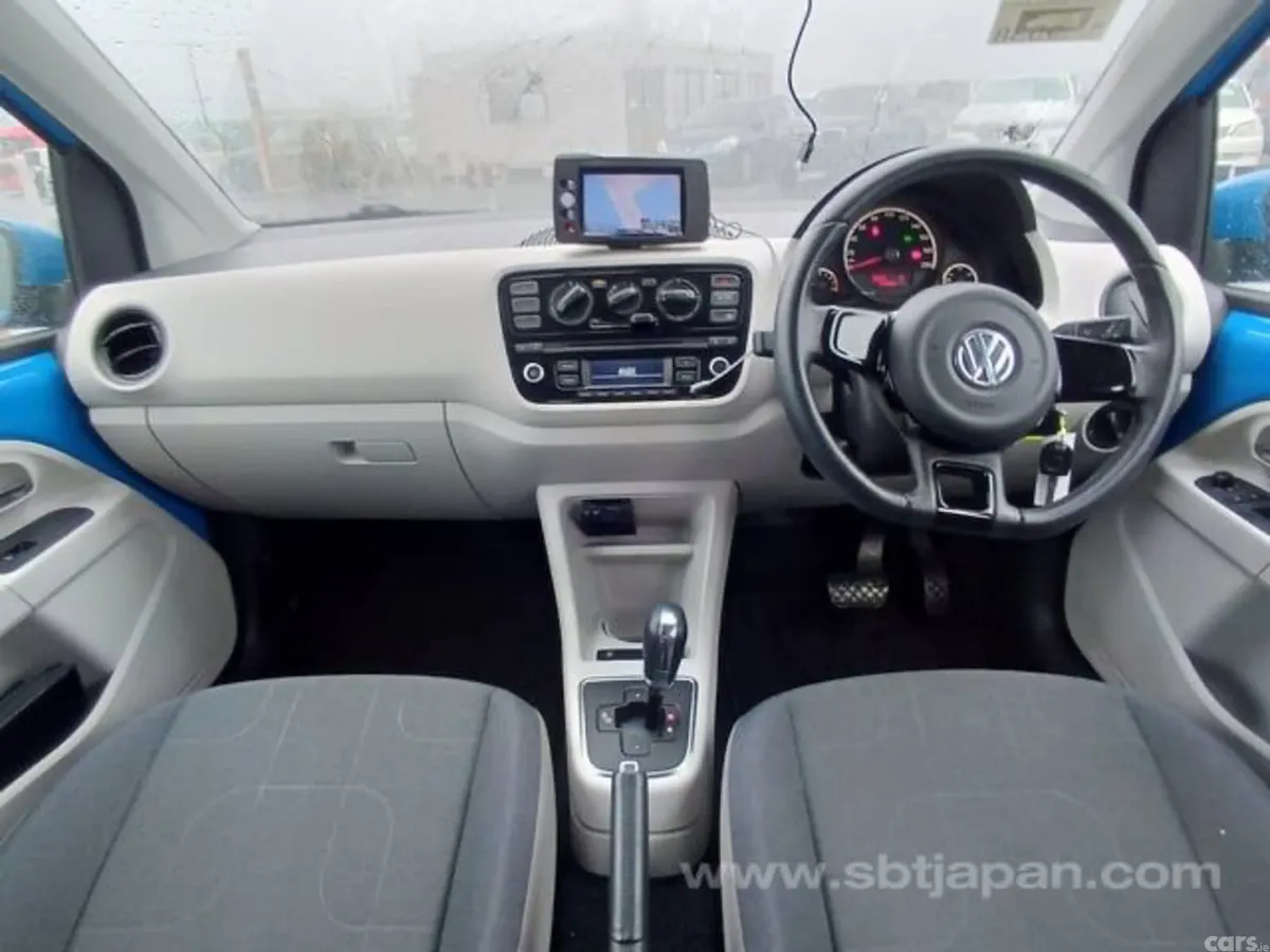 Volkswagen up! Hatchback, Petrol, 2015, Blue