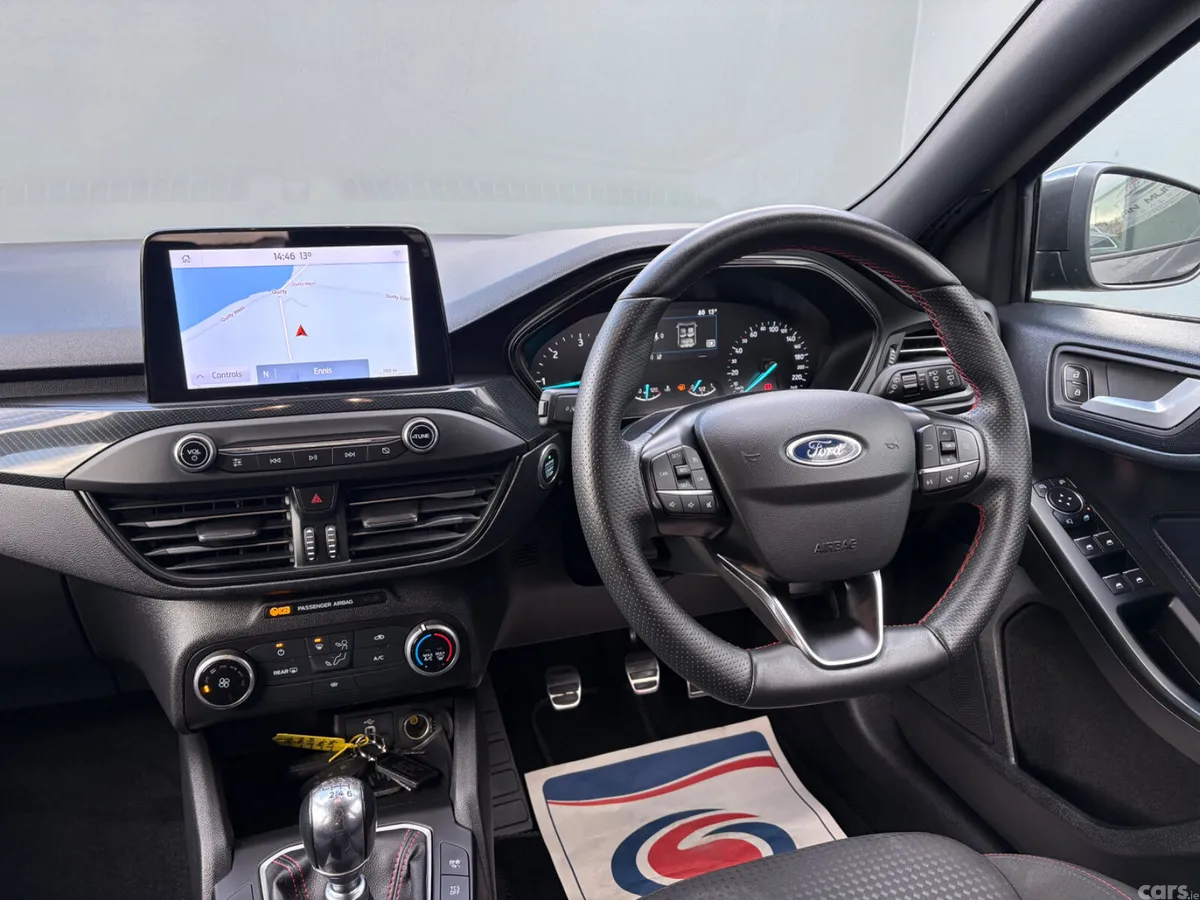 Ford Focus Hatchback, Diesel, 2020, Grey
