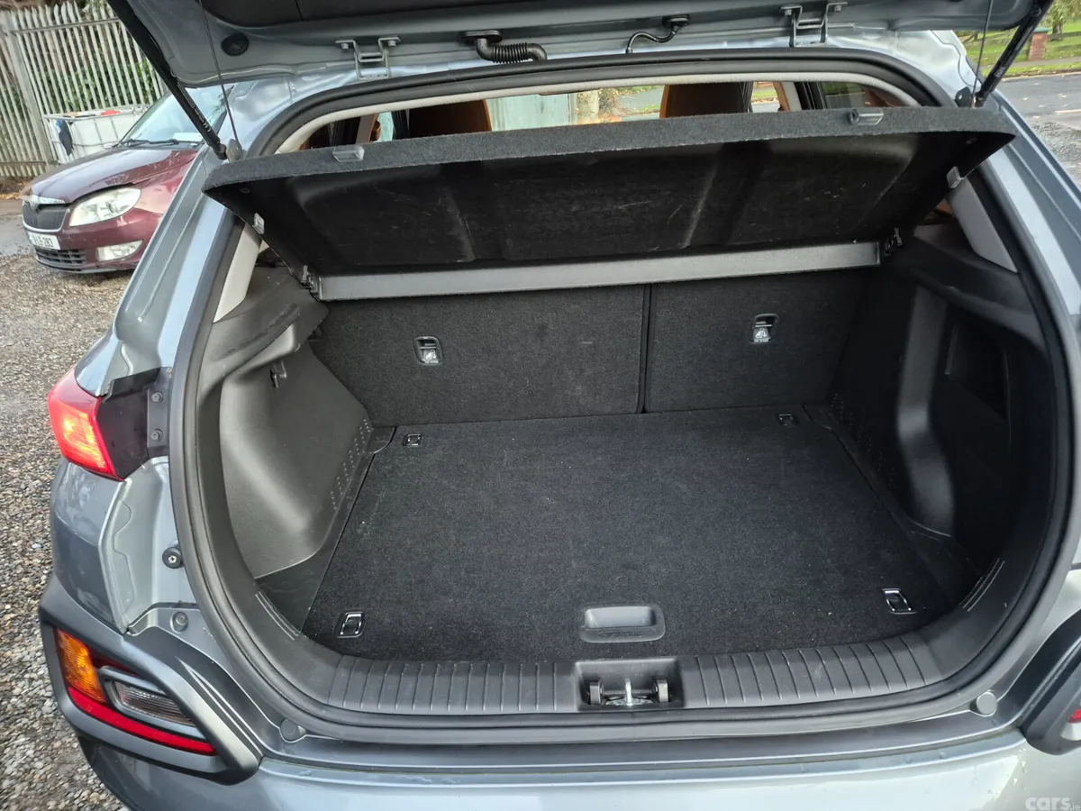 Hyundai KONA MPV, Diesel, 2019, Grey