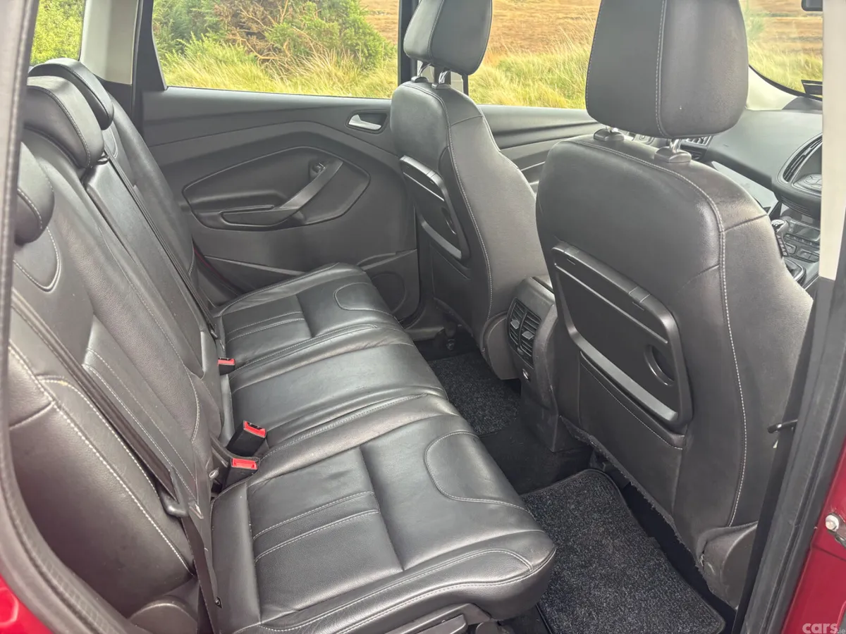 Ford Kuga SUV, Diesel, 2015, Red