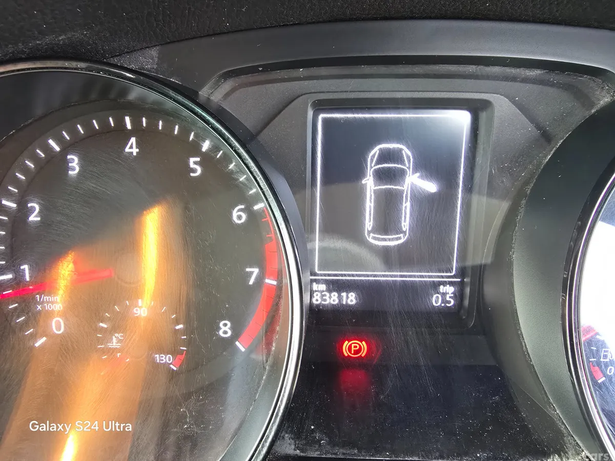 Volkswagen Polo Hatchback, Petrol, 2017, Red