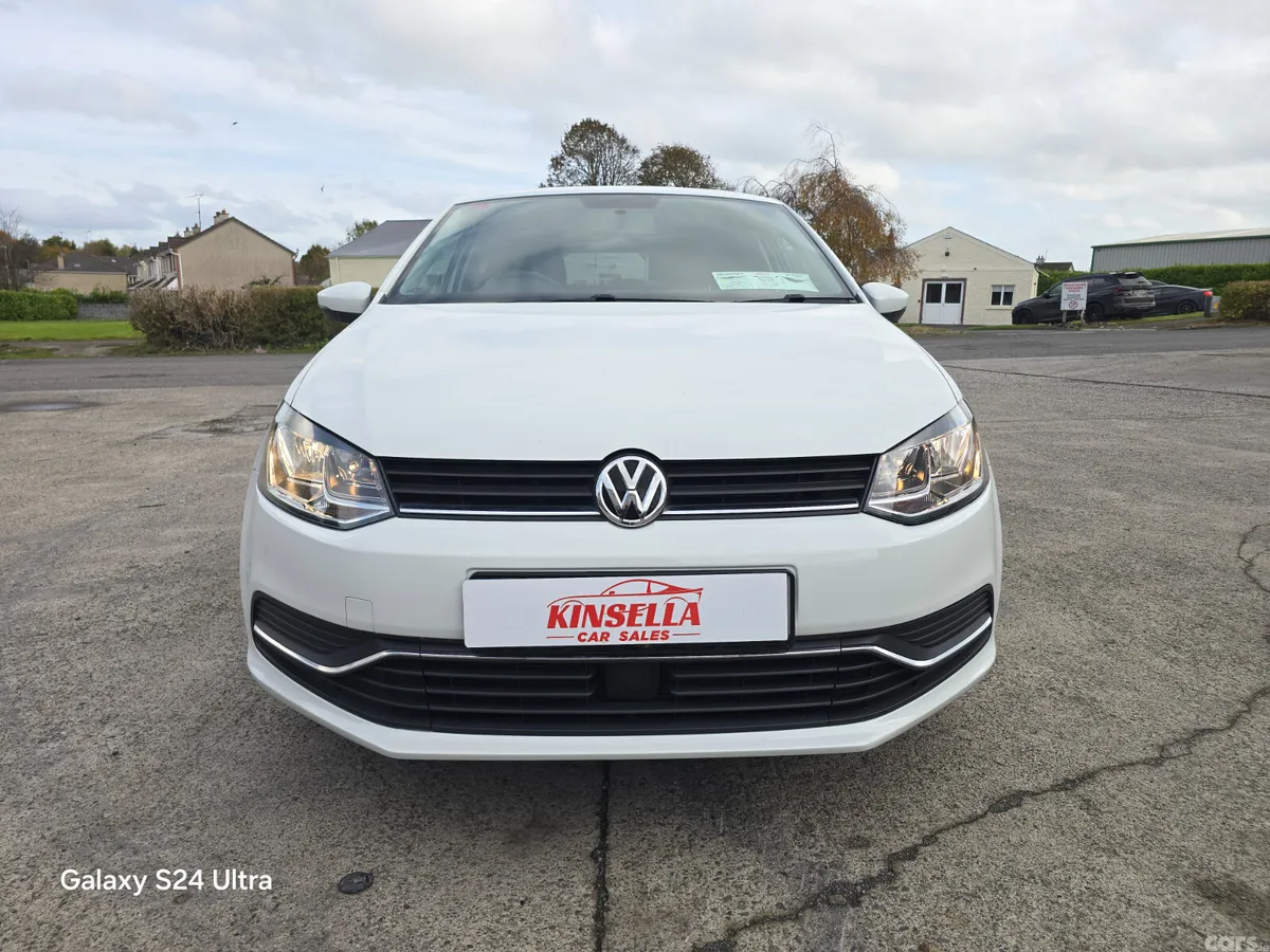 Volkswagen Polo Hatchback, Petrol, 2017, White
