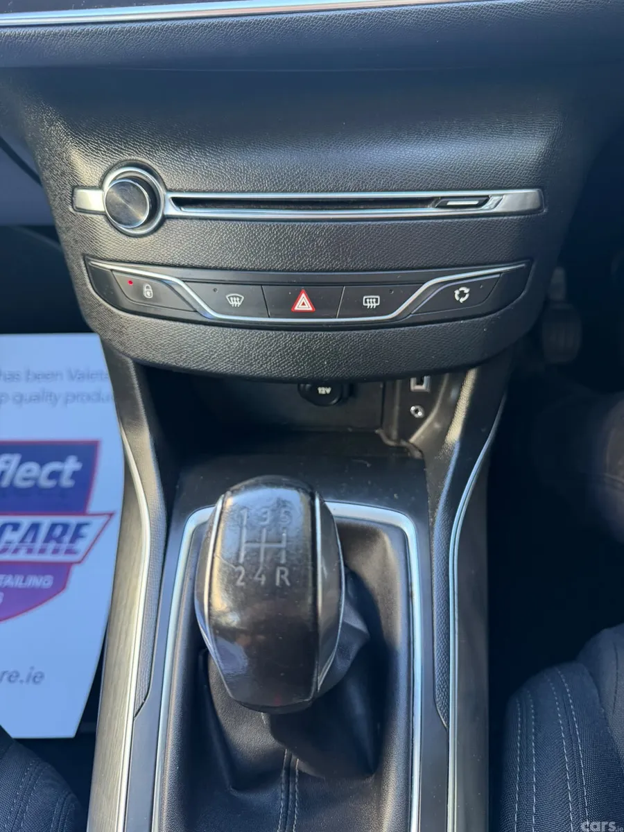 Peugeot 308 Hatchback, Diesel, 2014, Grey