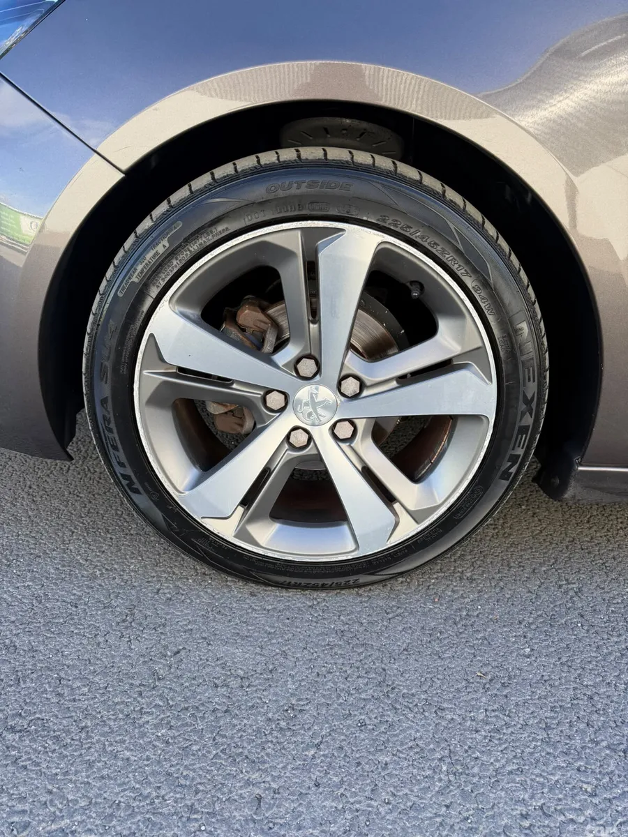 Peugeot 308 Hatchback, Diesel, 2014, Grey