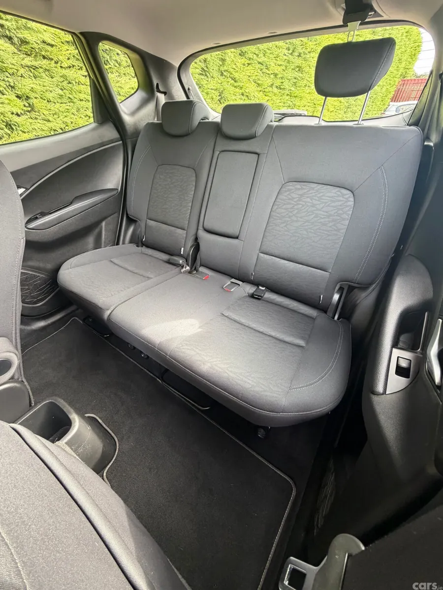 Hyundai ix20 MPV, Petrol, 2020, Grey