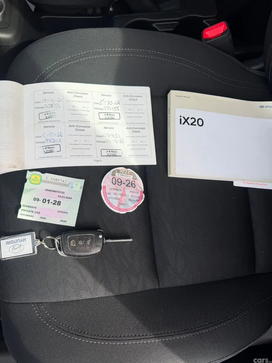 Hyundai ix20 MPV, Petrol, 2020, Grey