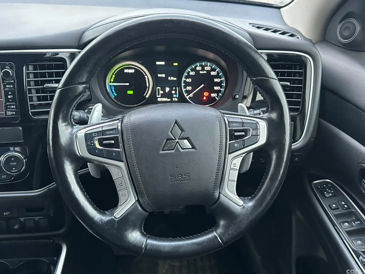 Mitsubishi Outlander SUV, Petrol, 2015, Black