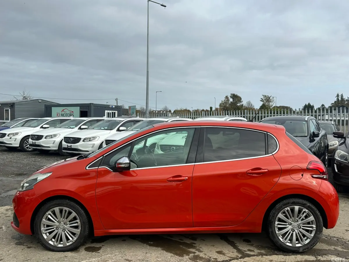 Peugeot 208 Hatchback, Petrol, 2017, Orange