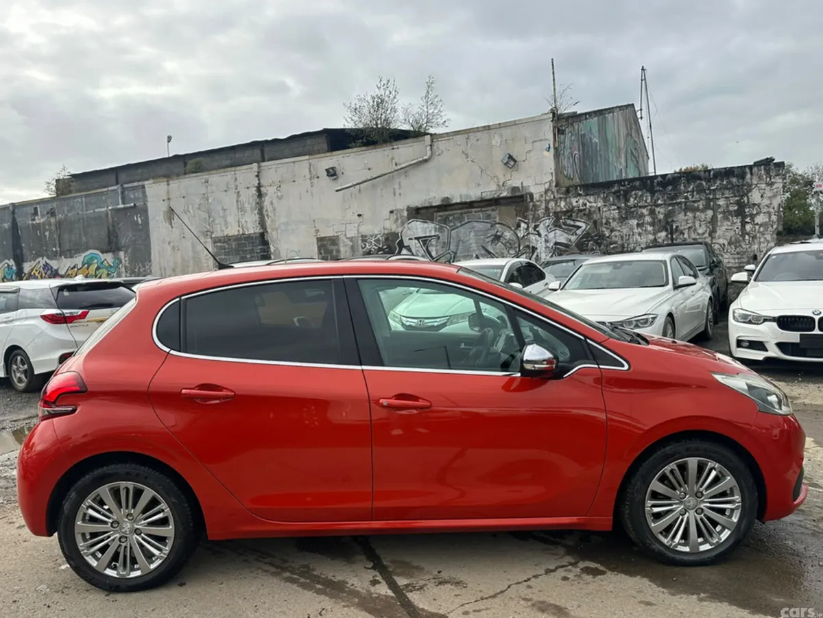Peugeot 208 Hatchback, Petrol, 2017, Orange