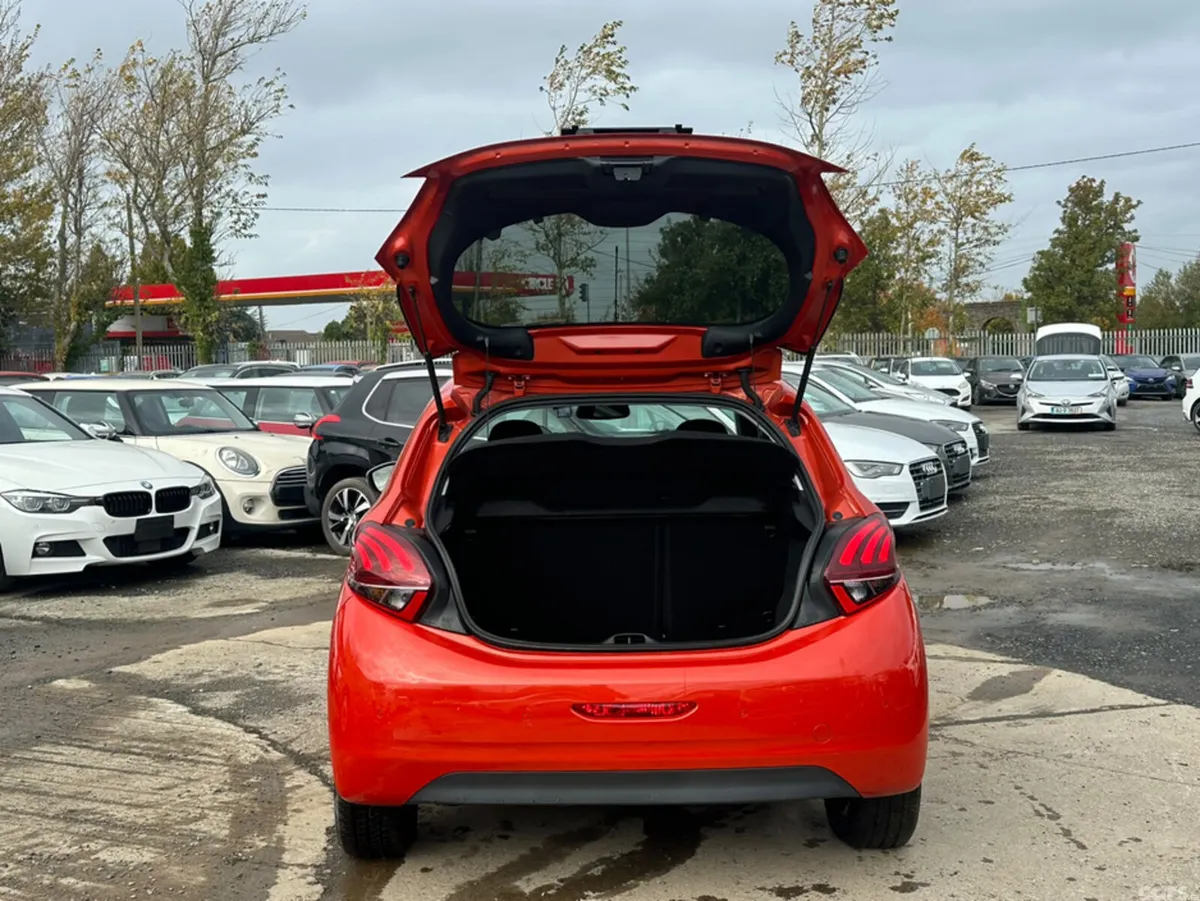Peugeot 208 Hatchback, Petrol, 2017, Orange
