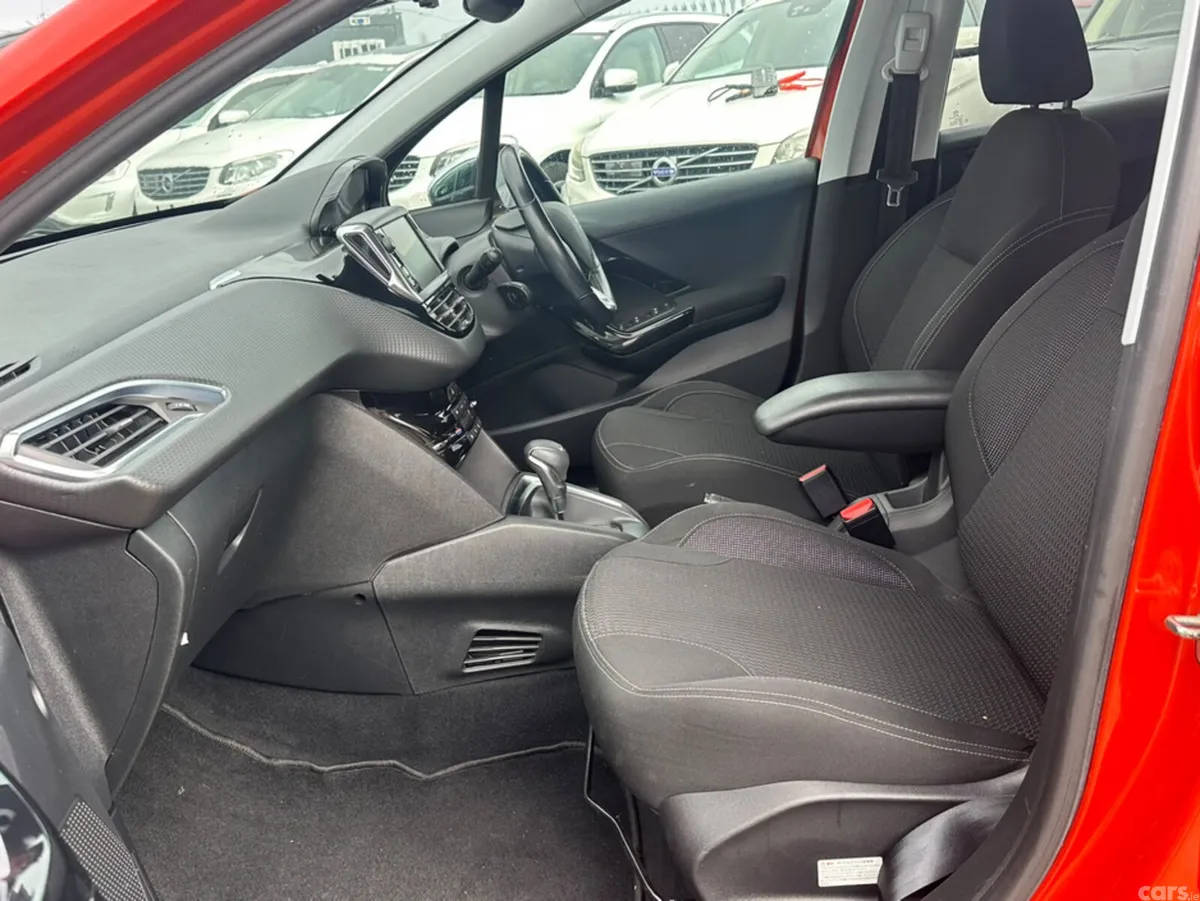 Peugeot 208 Hatchback, Petrol, 2017, Orange