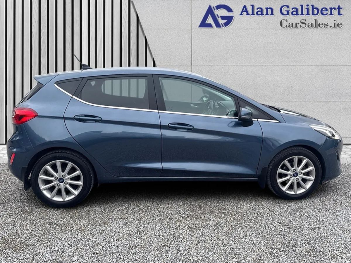 Ford Fiesta Hatchback, Petrol, 2020, Blue
