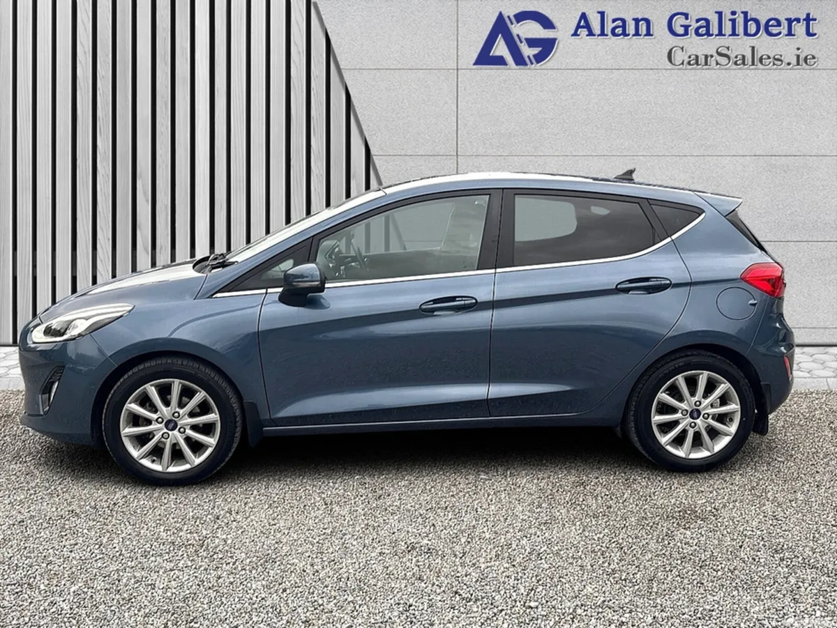 Ford Fiesta Hatchback, Petrol, 2020, Blue
